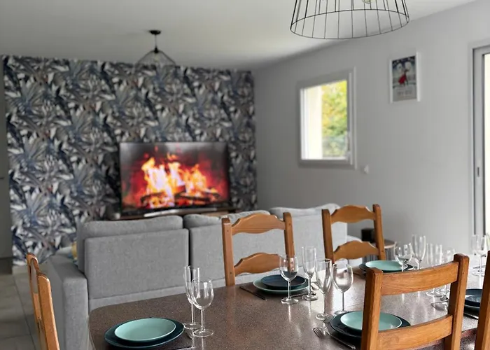 Les Dunes, Maison Neuve 8 P Bien Equipee Jardin Clos, Terrasse Equipee, Parking, Garage A 850 M De La Et Centre Bourg, Sur Plages Du Debarquement Pres Arromanches Et Bayeux, Chiens Bienvenus Tatil Evi