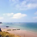 Prázdninový dům Les Dunes, Maison Neuve 8 P Bien Equipee Jardin Clos, Terrasse Equipee, Parking, Garage A 850 M De La Et Centre Bourg, Sur Plages Du Debarquement Pres Arromanches Et Bayeux, Chiens Bienvenus Asnelles