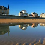 Les Dunes, Maison Neuve 8 P Bien Equipee Jardin Clos, Terrasse Equipee, Parking, Garage A 850 M De La Et Centre Bourg, Sur Plages Du Debarquement Pres Arromanches Et Bayeux, Chiens Bienvenus * Asnelles