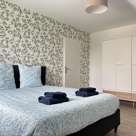 Hébergement de vacances Les Dunes, Maison Neuve 8 P Bien équipée Jardin Clos, Terrasse équipée, Parking, Garage à 850 M De La Et Centre Bourg, Sur Plages Du Débarquement Près Arromanches Et Bayeux, Chiens Bienvenus *