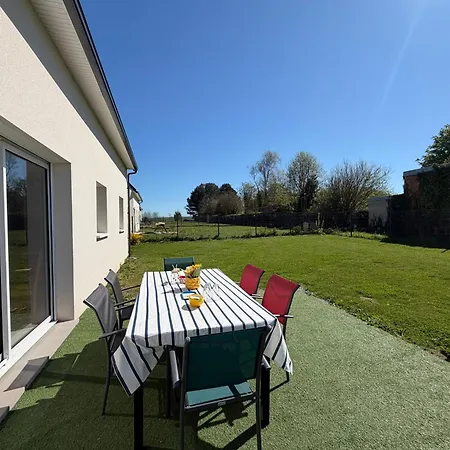 Les Dunes, Maison Neuve 8 P Bien équipée Jardin Clos, Terrasse équipée, Parking, Garage à 850 M De La Et Centre Bourg, Sur Plages Du Débarquement Près Arromanches Et Bayeux, Chiens Bienvenus Hébergement de vacances *